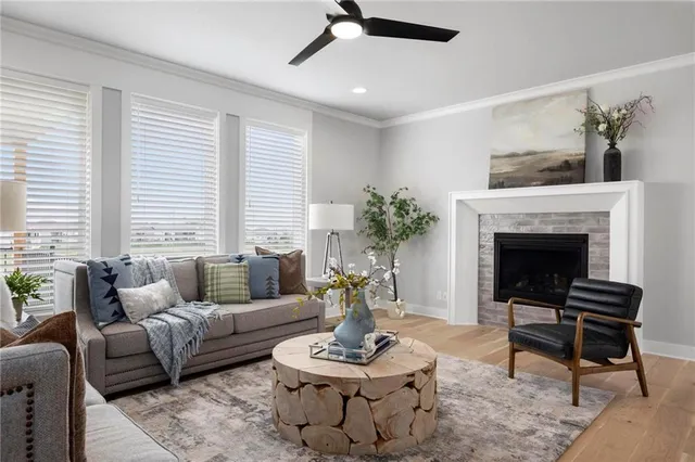 $682,175 | 1516 Northwest 106th Street, Kansas City, MO 64155