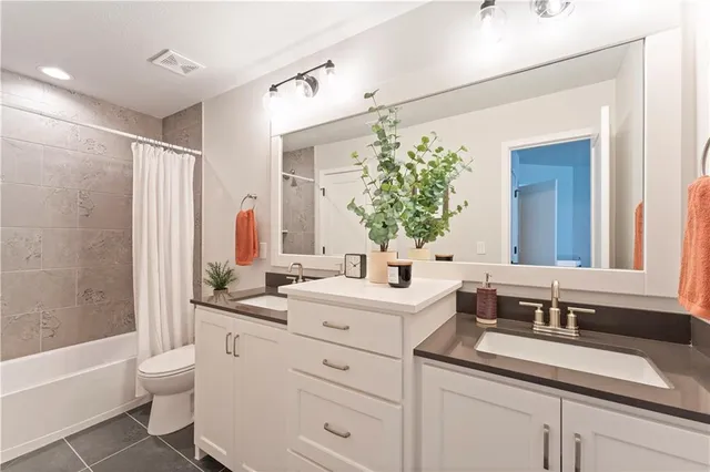 $682,175 | 1516 Northwest 106th Street, Kansas City, MO 64155