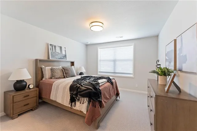 $682,175 | 1516 Northwest 106th Street, Kansas City, MO 64155