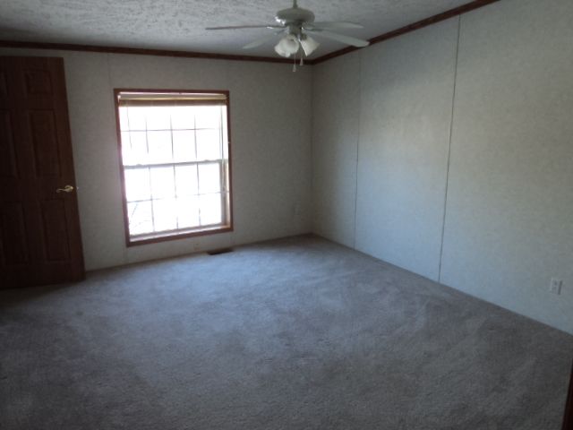 4095 Myron Road Fort Gratiot, MI 48059 - Photo 13 of 19 31084309-13.JPG