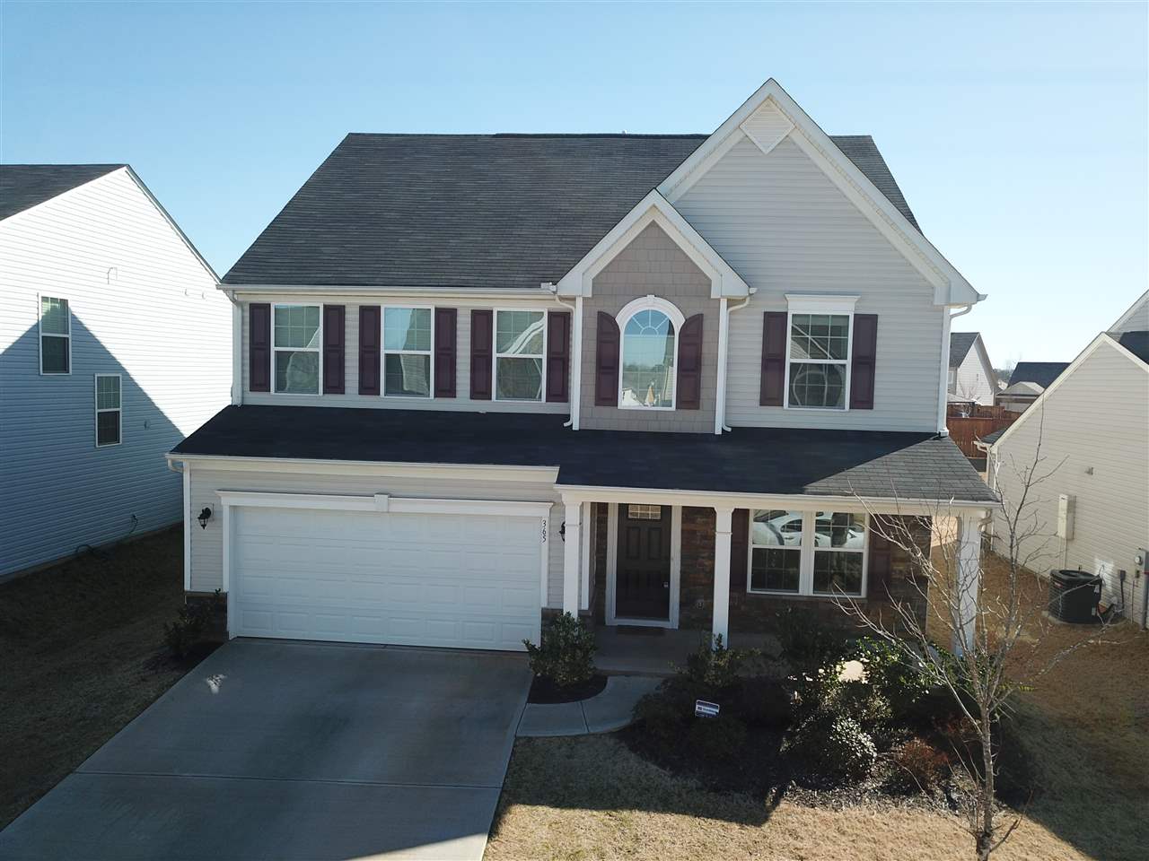 365 Bucklebury Road Greer, SC 29651 - Photo 3 of 36 Gallery Image 3