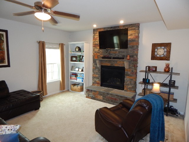365 Bucklebury Road Greer, SC 29651 - Photo 9 of 36 Gallery Image 9
