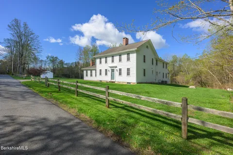 $2,150,000 | 304 Hickey Hill Road, Sheffield, MA 01257