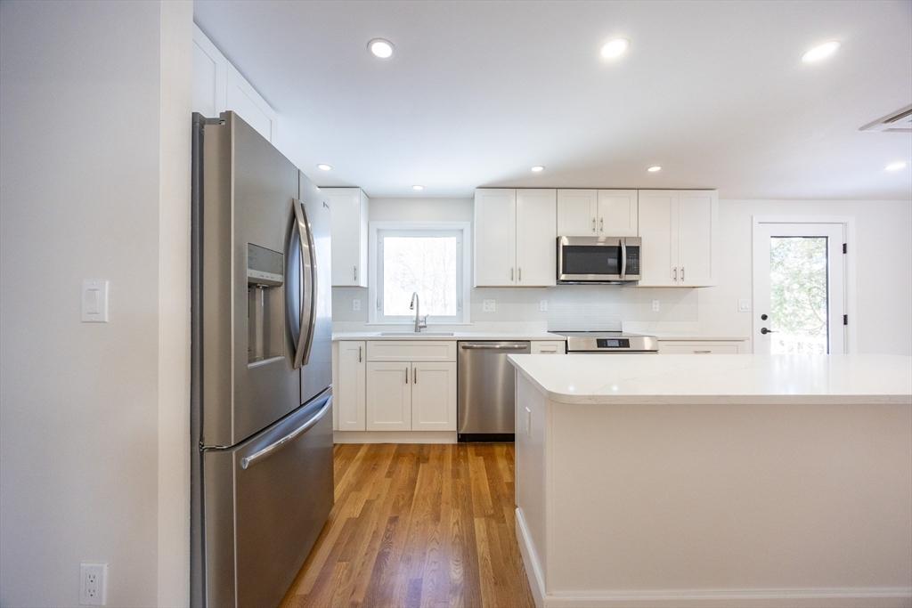 14 Bradford Road Hamilton, MA 01982 - Photo 16 of 42