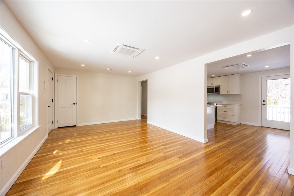 14 Bradford Road Hamilton, MA 01982 - Photo 22 of 42