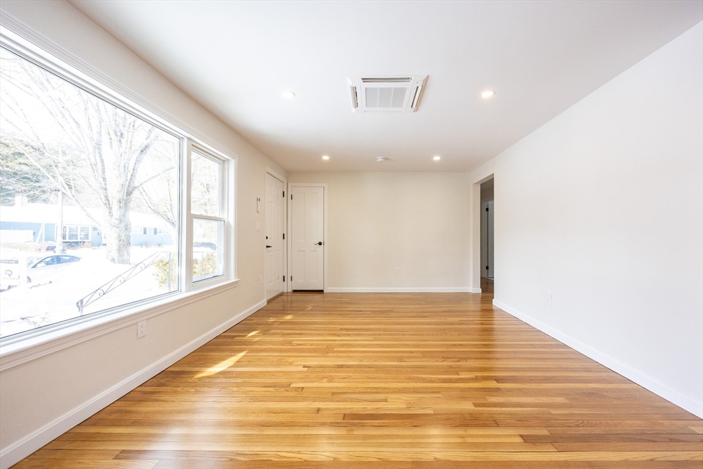 14 Bradford Road Hamilton, MA 01982 - Photo 24 of 42