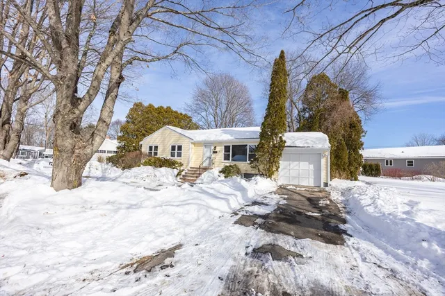 $769,900 | 14 Bradford Road, Hamilton, MA 01982