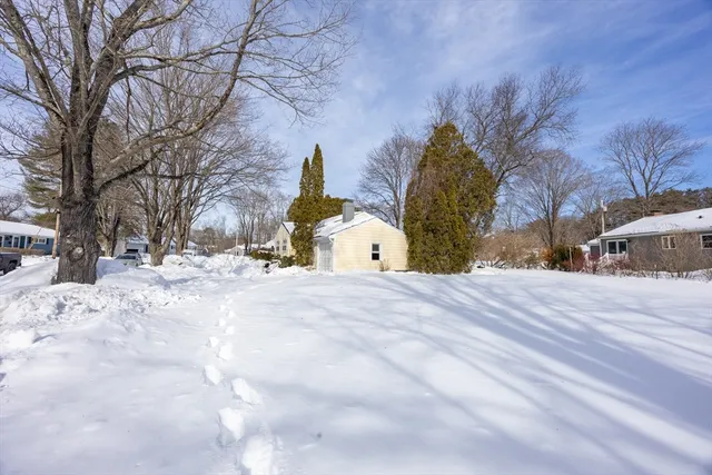 $769,900 | 14 Bradford Road, Hamilton, MA 01982