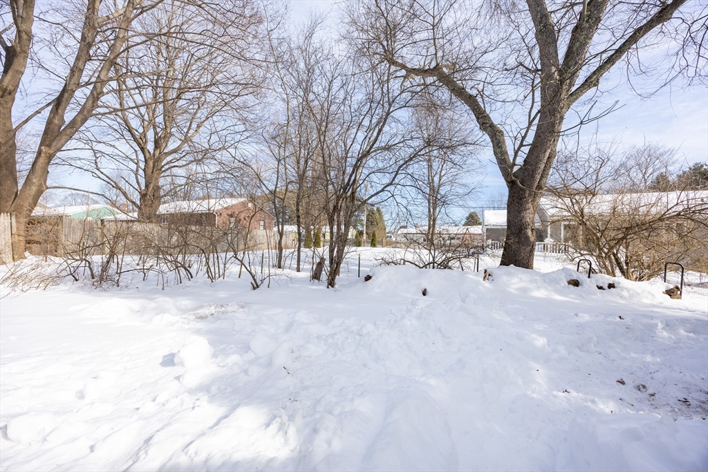 14 Bradford Road Hamilton, MA 01982 - Photo 7 of 42