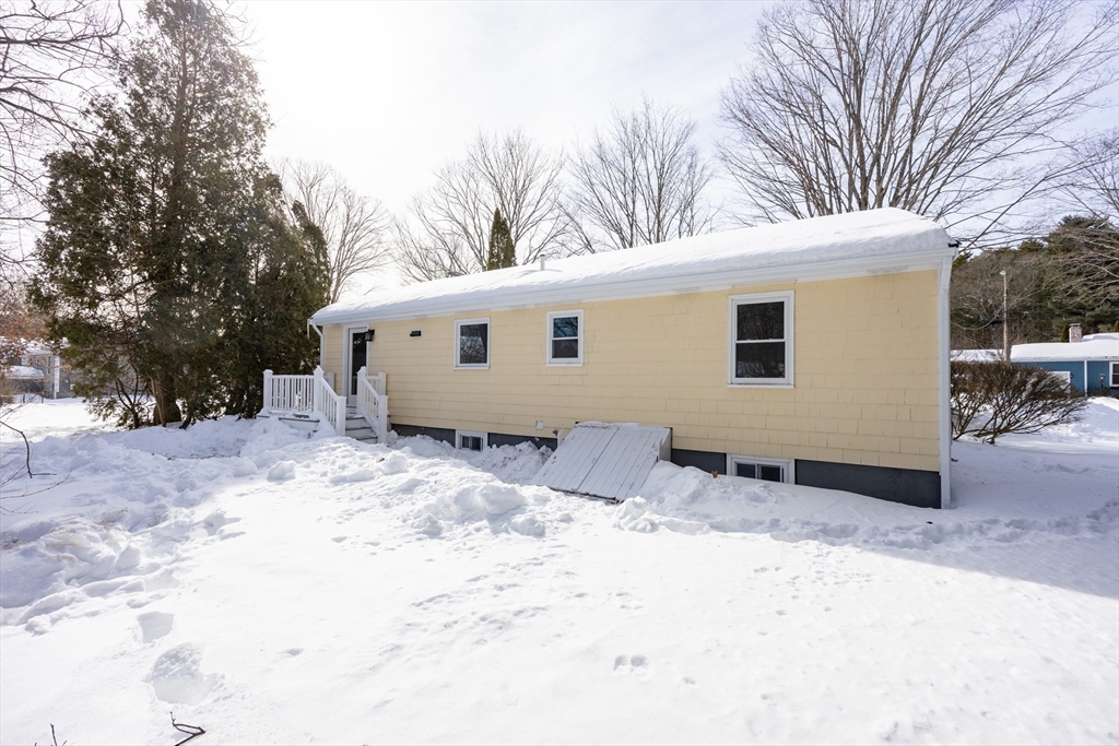 14 Bradford Road Hamilton, MA 01982 - Photo 10 of 42