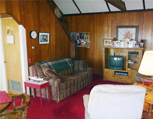 1039 Pigeon Hill Road Steuben, ME 04680 - Photo 11 of 28 Living Room.