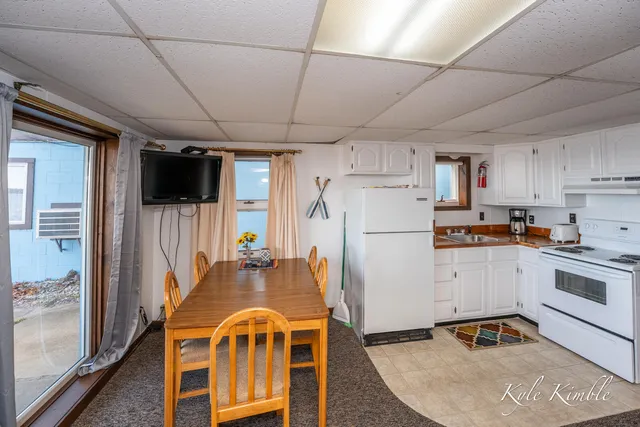 $1,300,000 | 104 West Houghton Lake Drive, Prudenville, MI 48651