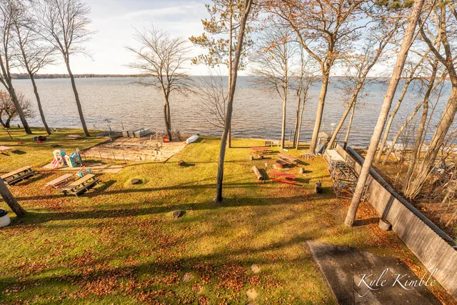 $1,300,000 | 104 West Houghton Lake Drive, Prudenville, MI 48651