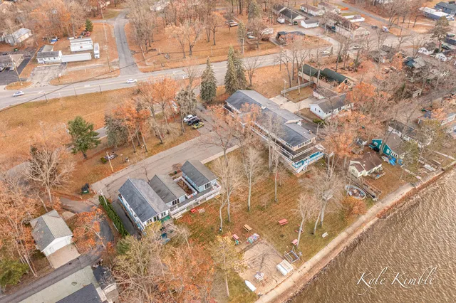 $1,300,000 | 104 West Houghton Lake Drive, Prudenville, MI 48651