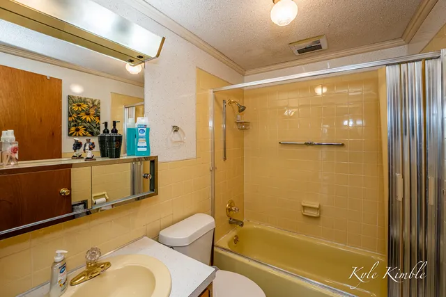 $1,300,000 | 104 West Houghton Lake Drive, Prudenville, MI 48651