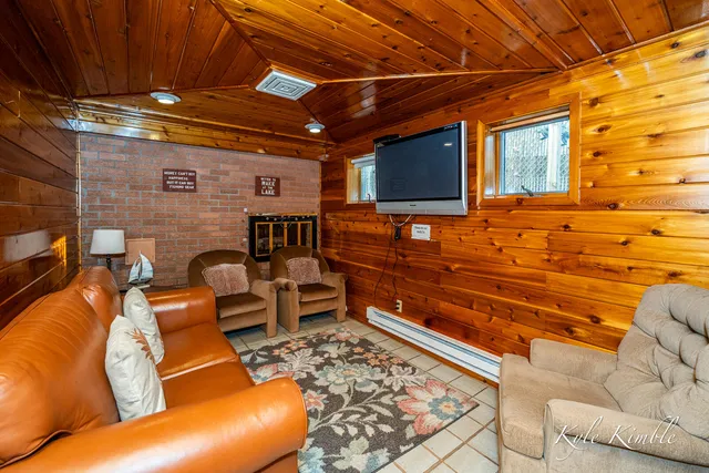 $1,300,000 | 104 West Houghton Lake Drive, Prudenville, MI 48651