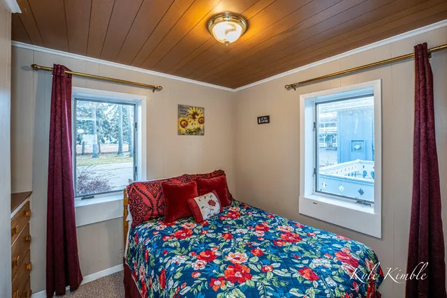 $1,300,000 | 104 West Houghton Lake Drive, Prudenville, MI 48651