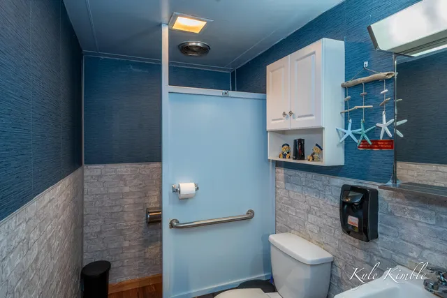 $1,300,000 | 104 West Houghton Lake Drive, Prudenville, MI 48651