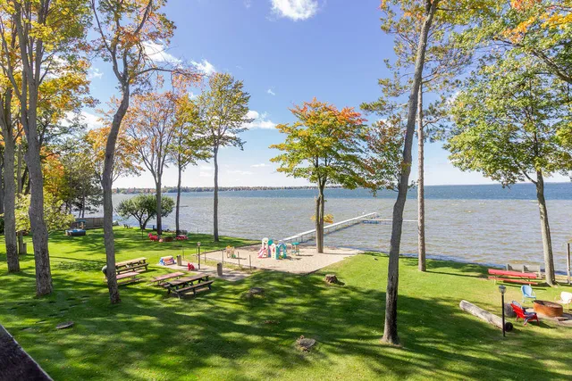 $1,300,000 | 104 West Houghton Lake Drive, Prudenville, MI 48651