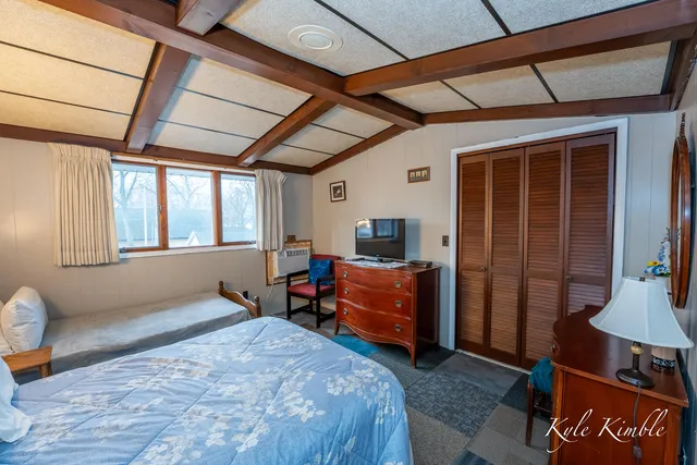 $1,300,000 | 104 West Houghton Lake Drive, Prudenville, MI 48651