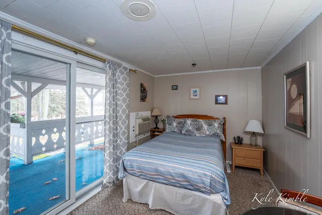 $1,300,000 | 104 West Houghton Lake Drive, Prudenville, MI 48651