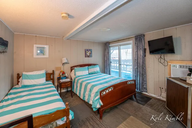 $1,300,000 | 104 West Houghton Lake Drive, Prudenville, MI 48651