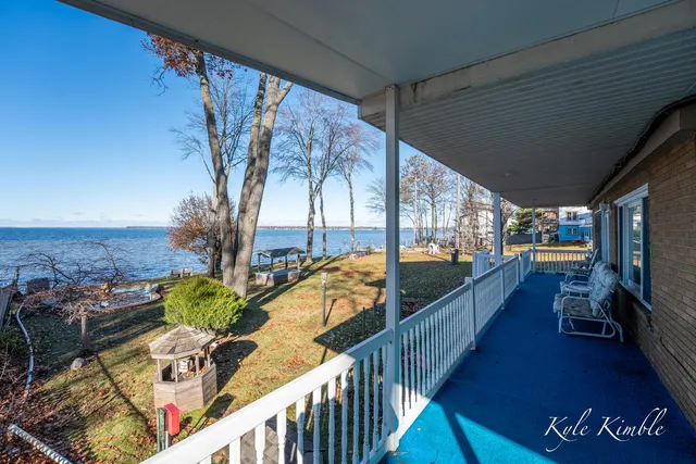 $1,300,000 | 104 West Houghton Lake Drive, Prudenville, MI 48651