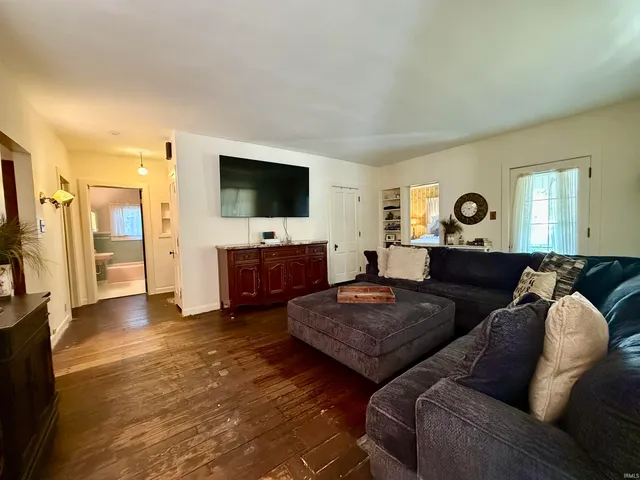 $164,900 | 102 Stitt Street, Wabash, IN 46992