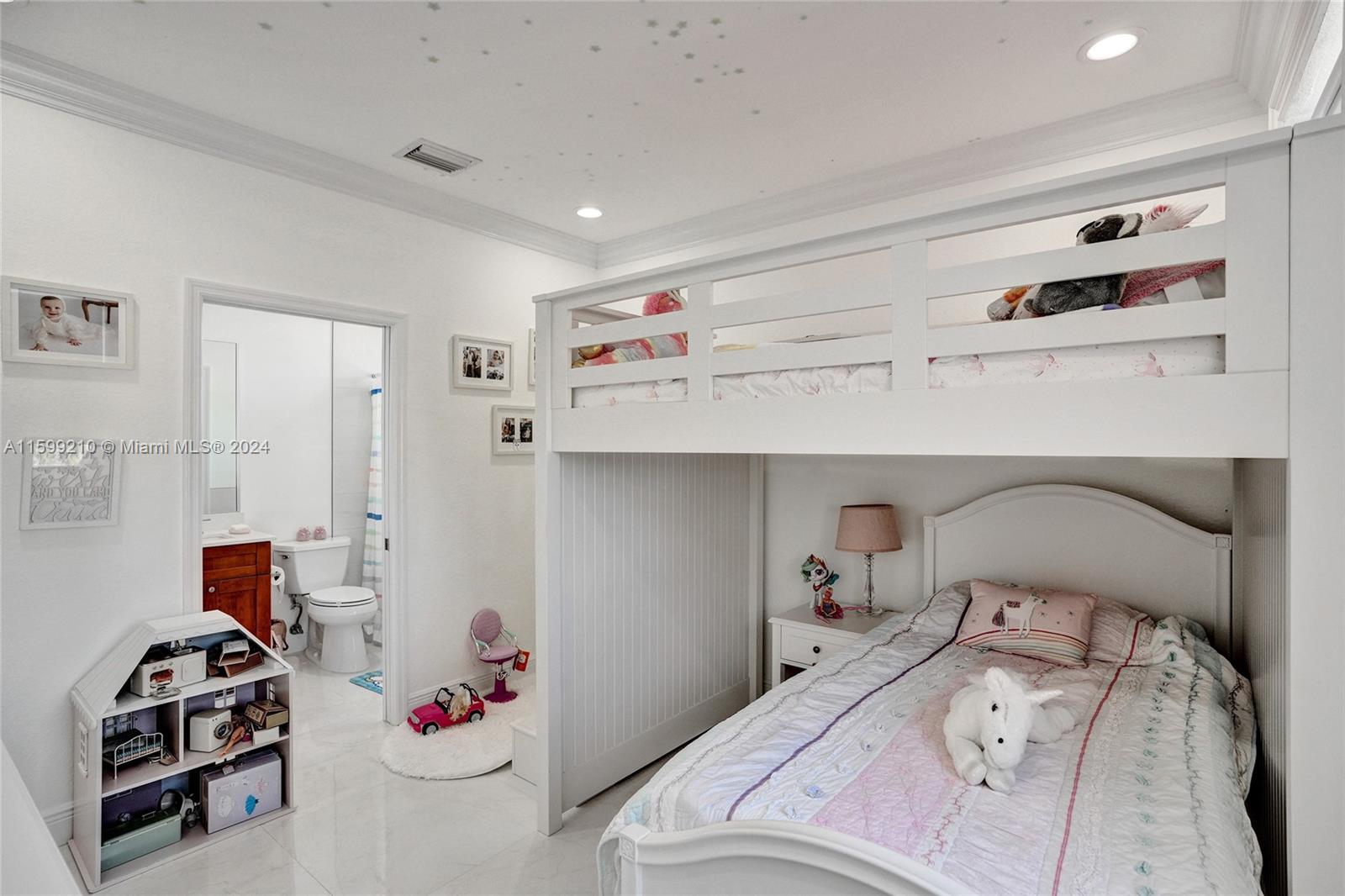 1781 Southwest 151 Road Miami, FL 33185 - Photo 25 of 72 Gallery Image 25