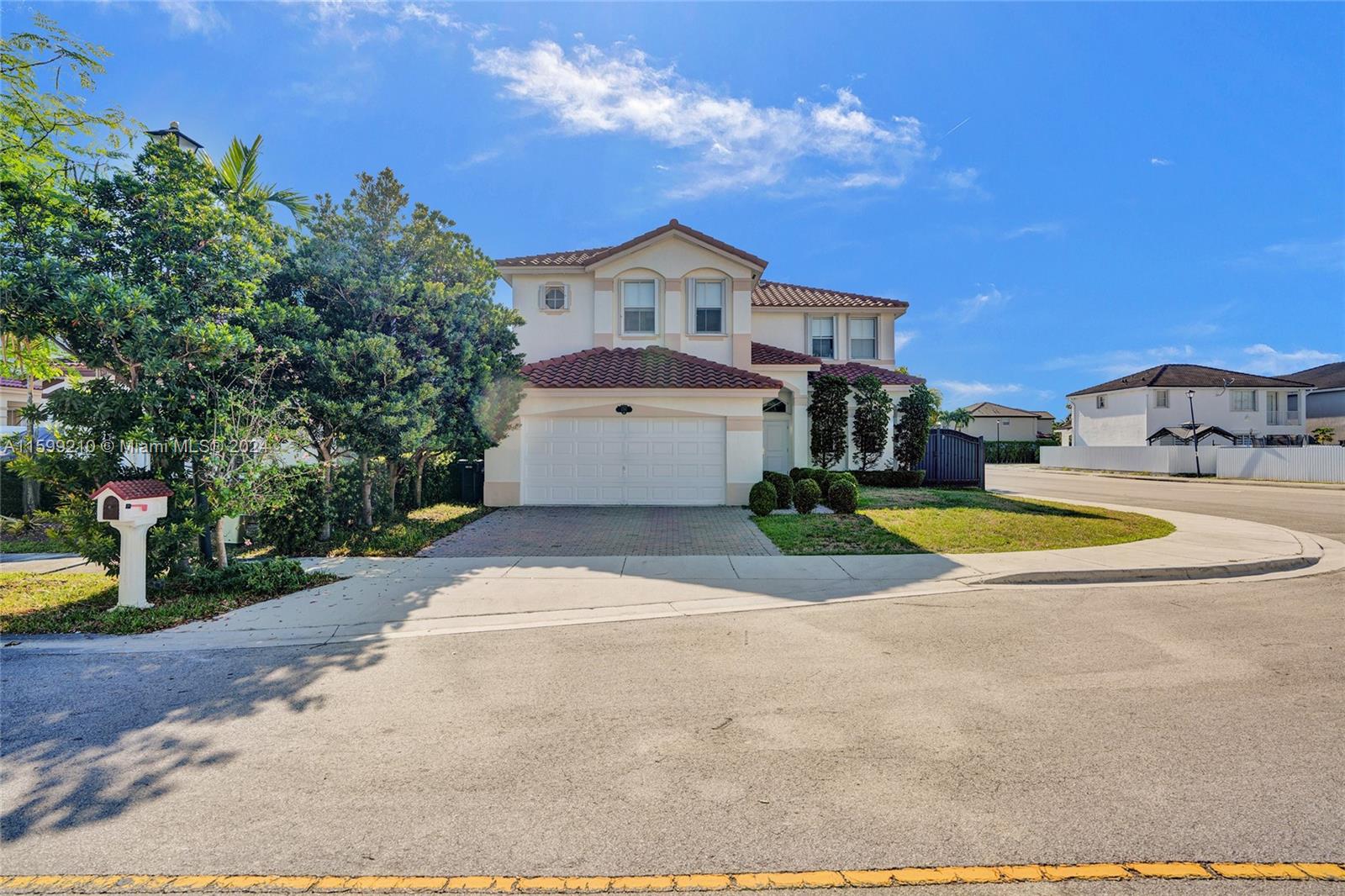 1781 Southwest 151 Road Miami, FL 33185 - Photo 3 of 72 Gallery Image 3