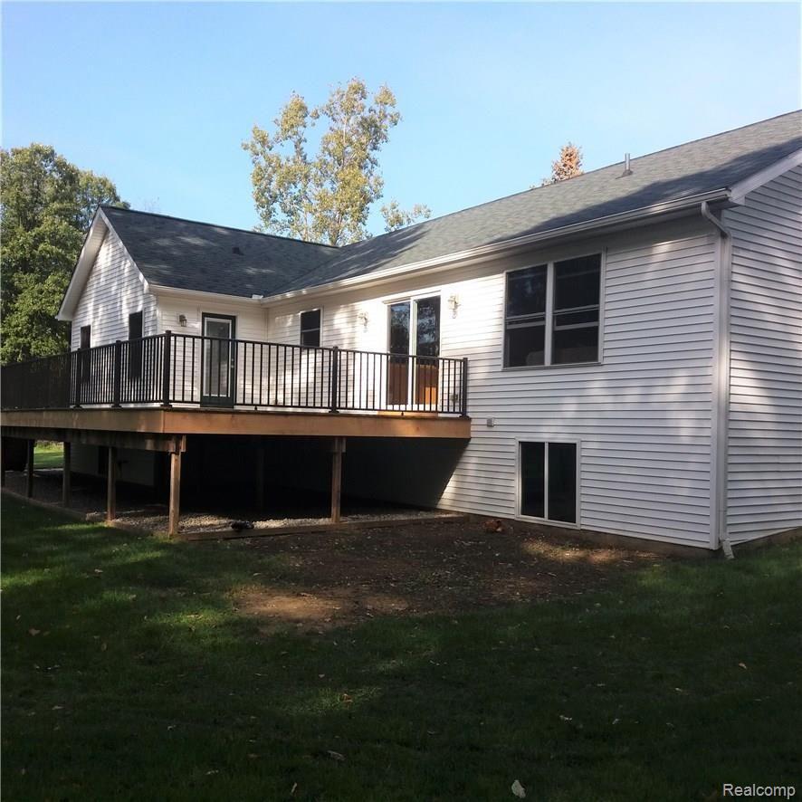 4152 Newark Road Attica, MI 48412 - Photo 5 of 14 20171002_155747.jpg