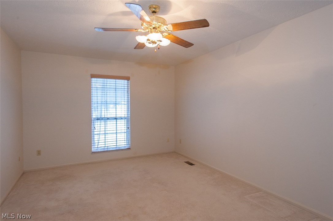 17711 Drake Road Strongsville, OH 44136 - Photo 21 of 27 Gallery Image 21