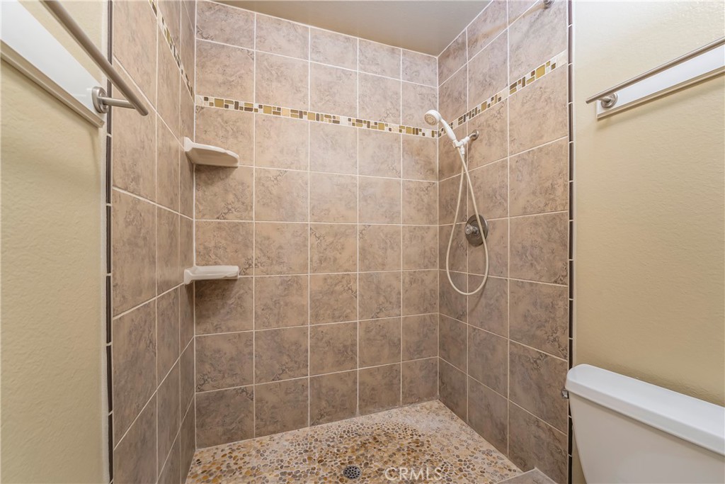 2162 Sweetbriar Road Tustin, CA 92780 - Photo 15 of 33
