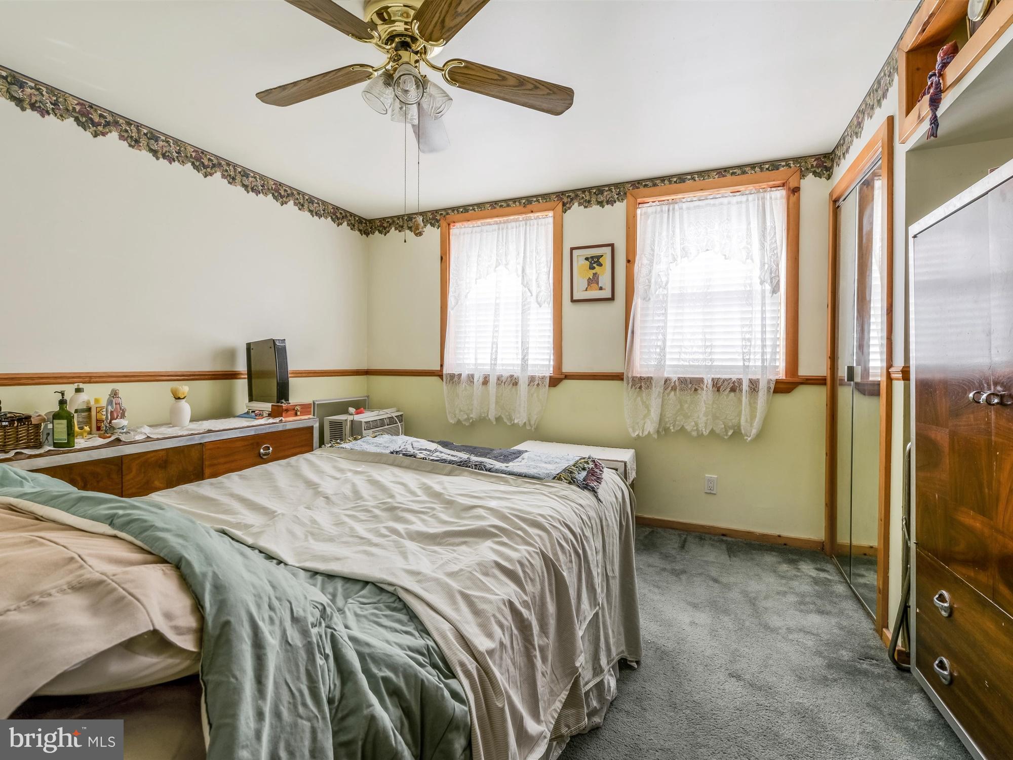 1711 Stocker Street Philadelphia, PA 19145 - Photo 10 of 17 Good size