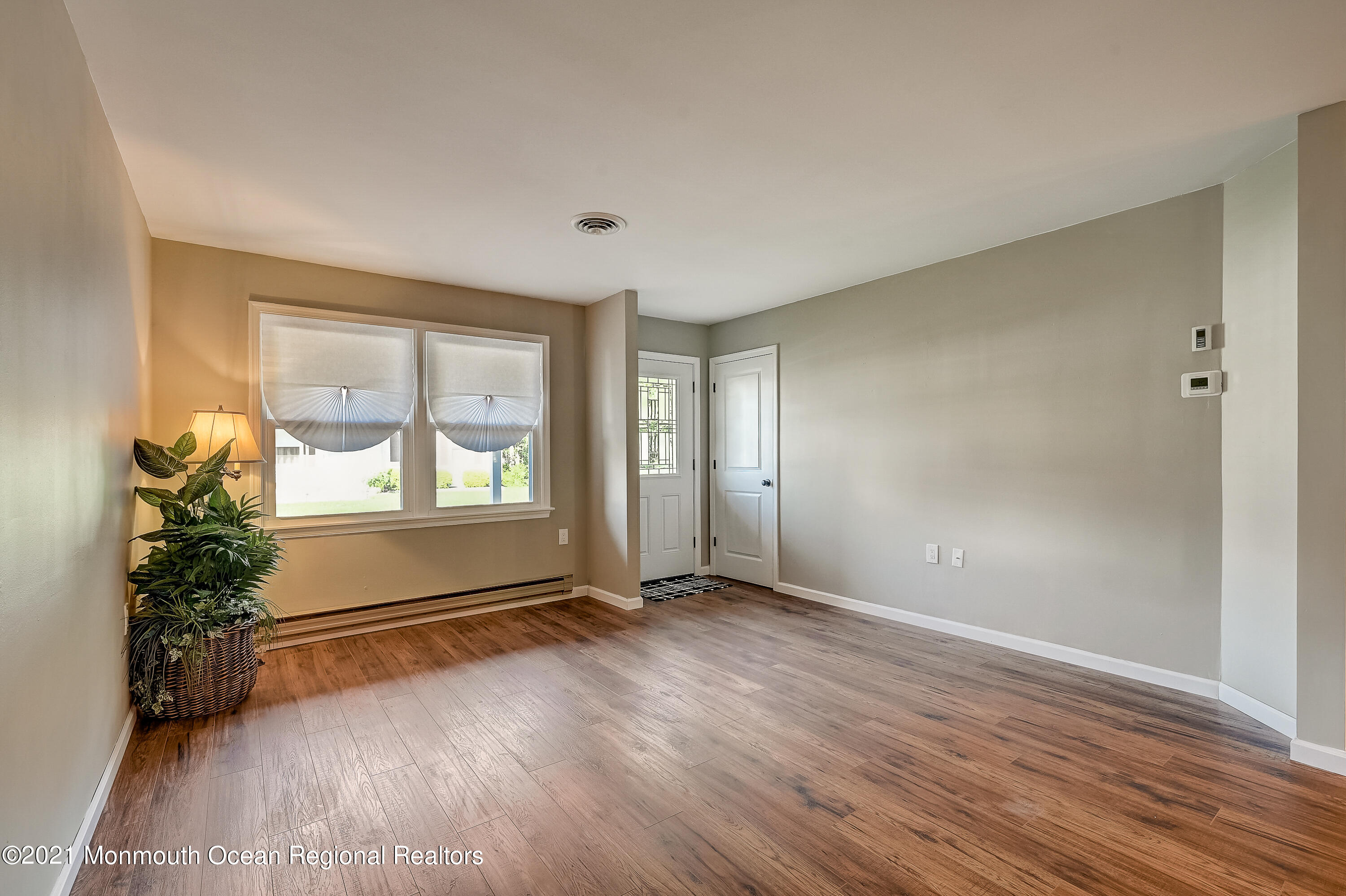 39 Hartford Road Whiting, NJ 08759 - Photo 15 of 55 09-Hartford Rd-009
