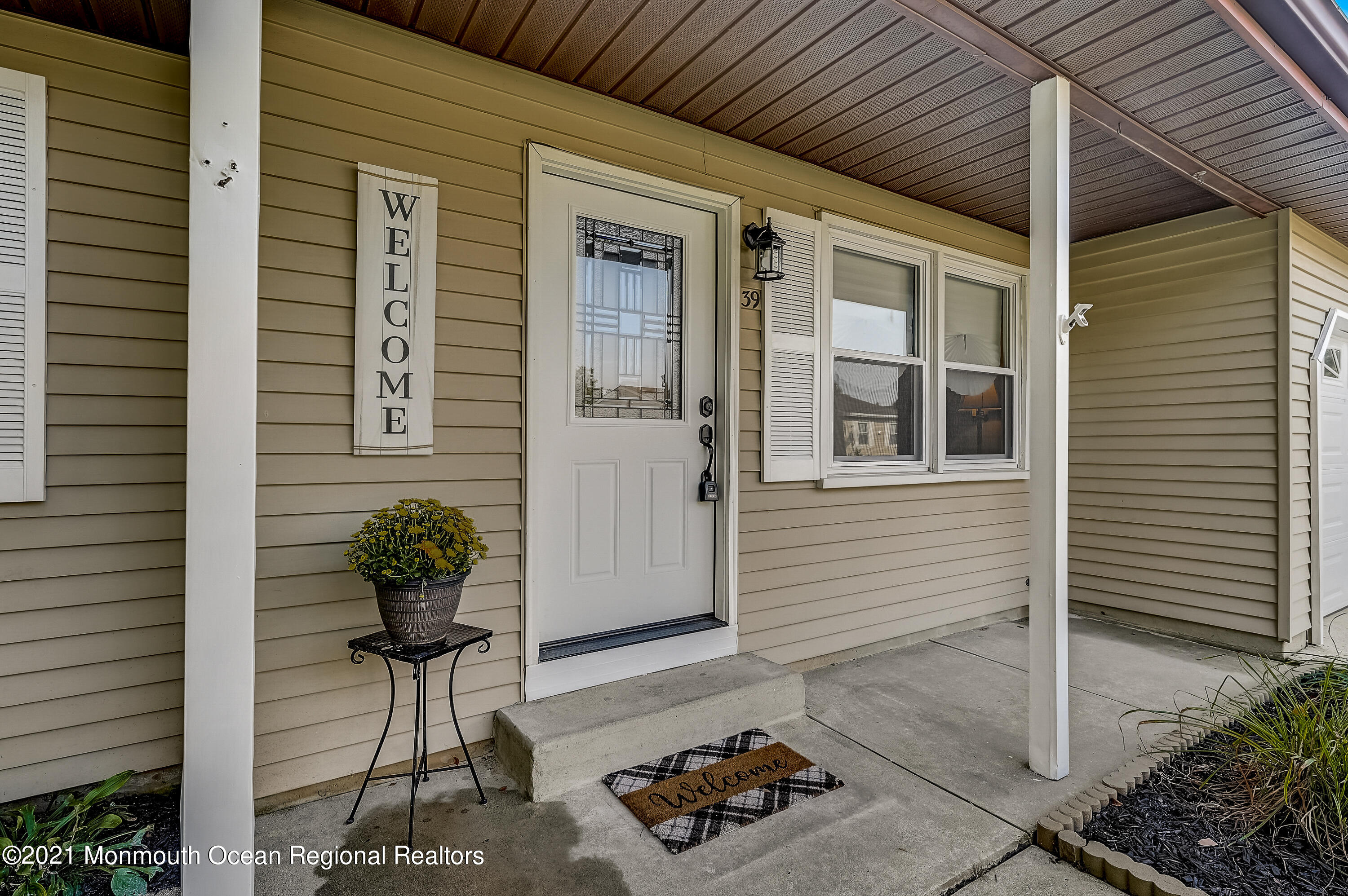 39 Hartford Road Whiting, NJ 08759 - Photo 3 of 55 08-Hartford Rd-008