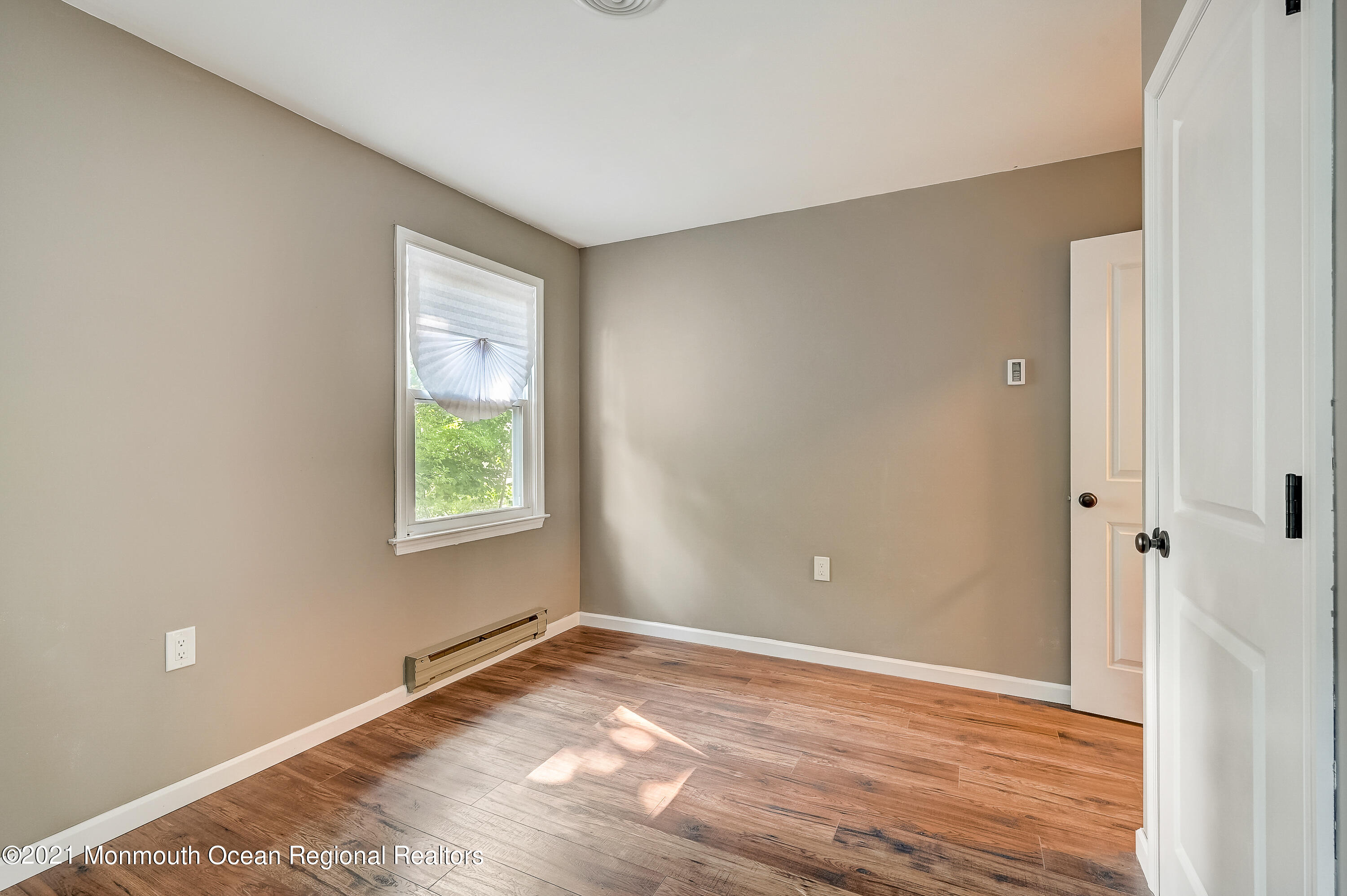 39 Hartford Road Whiting, NJ 08759 - Photo 35 of 55 40-Hartford Rd-040
