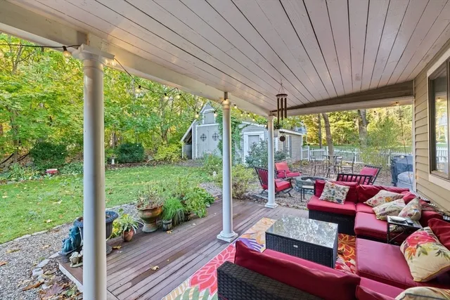 a view of backyard of house