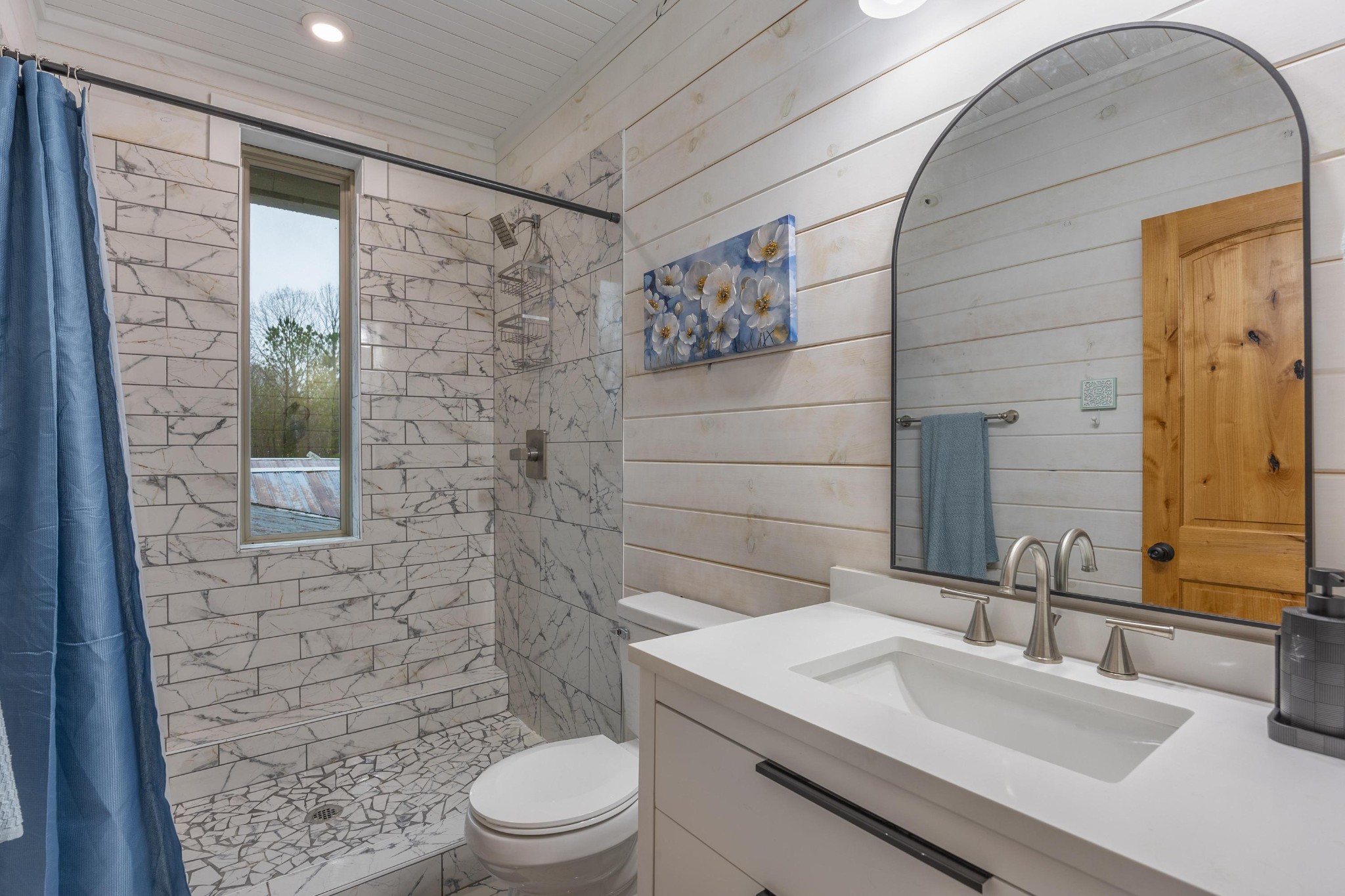 205 Us Highway Rising Fawn, GA 30738 - Photo 20 of 62 a bathroom with a sink a toilet and shower