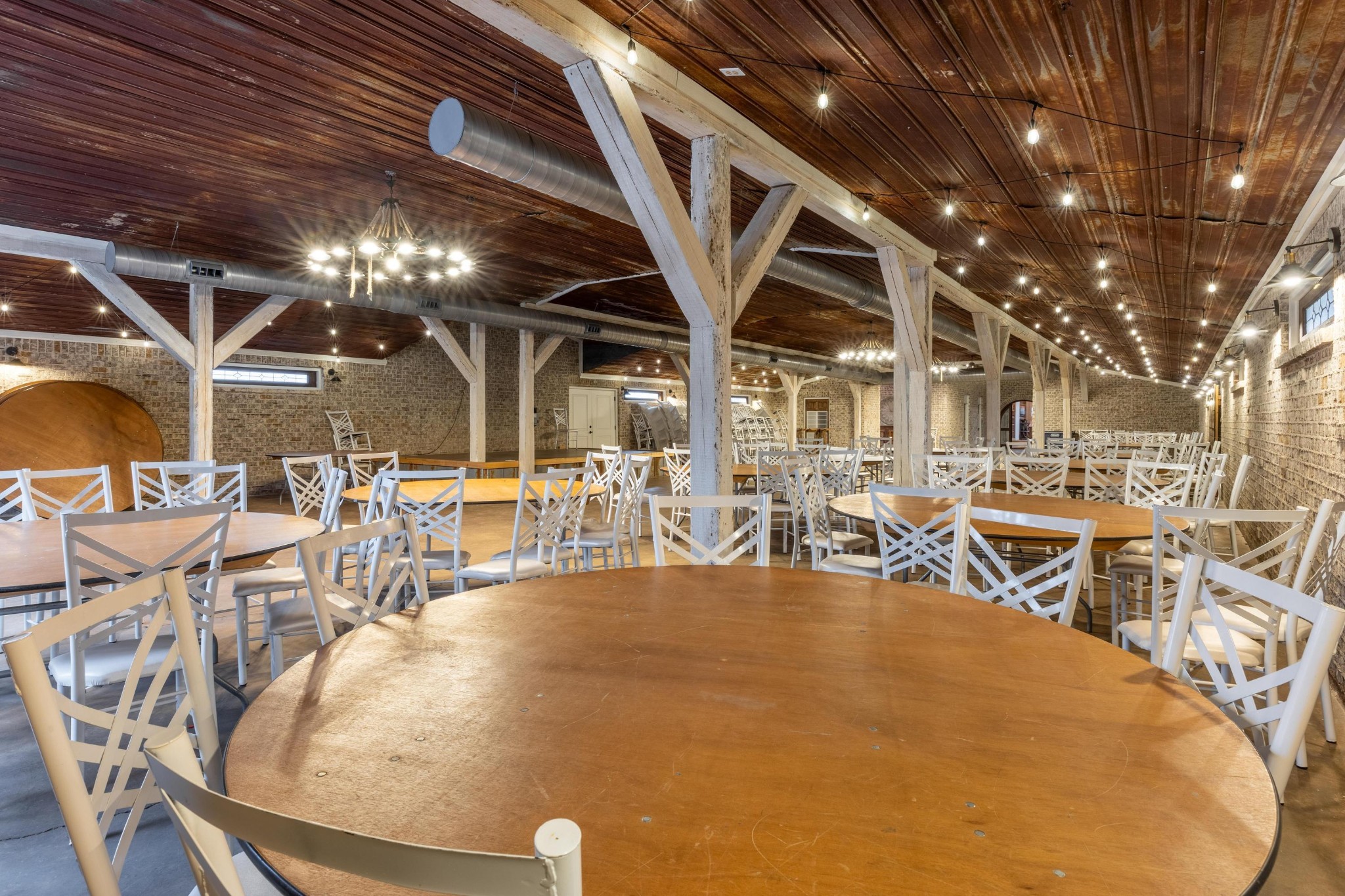 205 Us Highway Rising Fawn, GA 30738 - Photo 45 of 62 a view of a room with lots of table chair