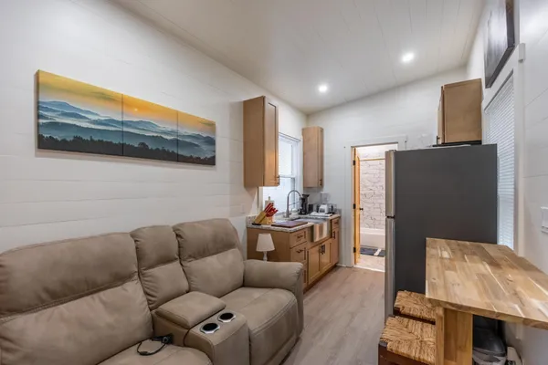 $800,000 | 205 Us Highway, Rising Fawn, GA 30738