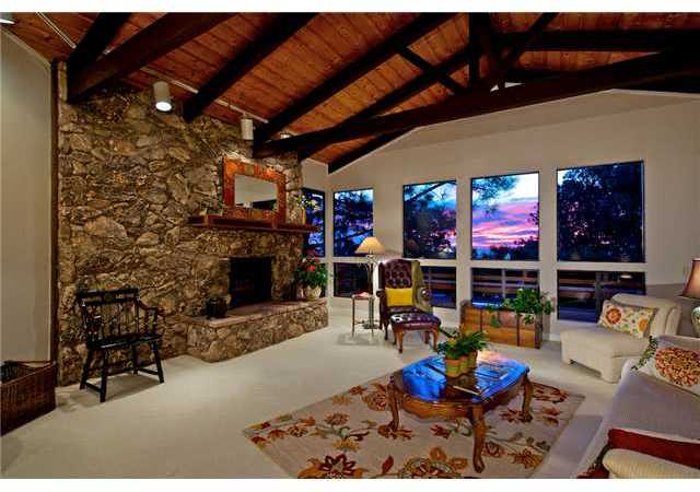 1232 Crest Road Del Mar, CA 92014 - Photo 3 of 25