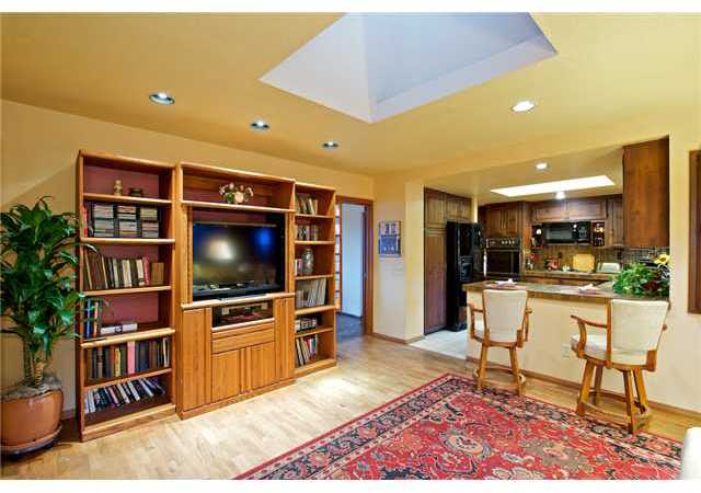 1232 Crest Road Del Mar, CA 92014 - Photo 9 of 25