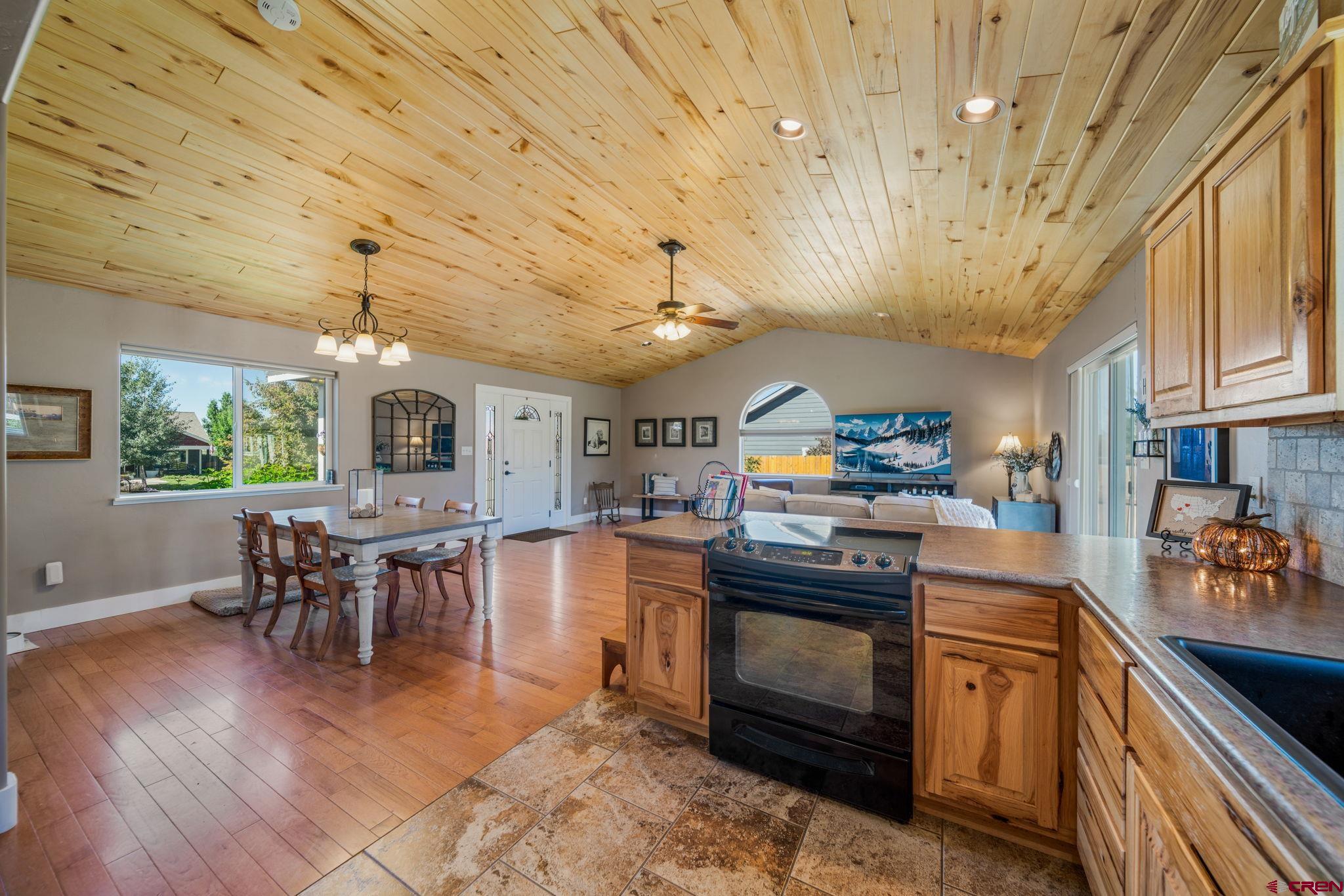 809 Hickory Ridge Bayfield, CO 81122 - Photo 11 of 34