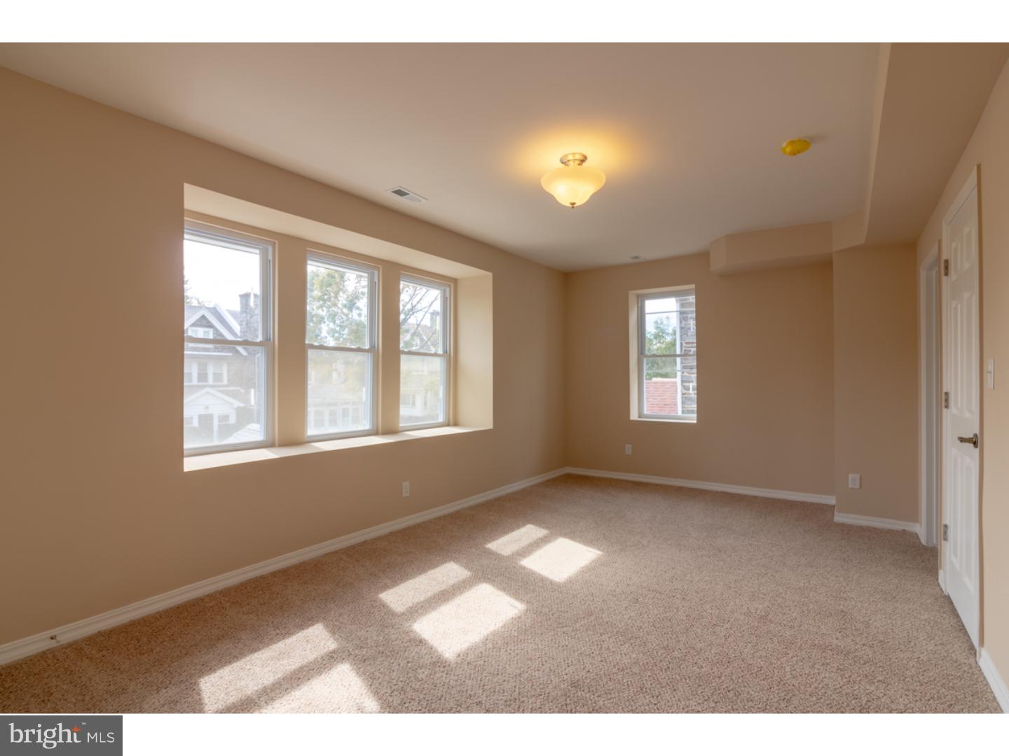 6125 Nassau Road Philadelphia, PA 19151 - Photo 11 of 21 Gallery Image 11