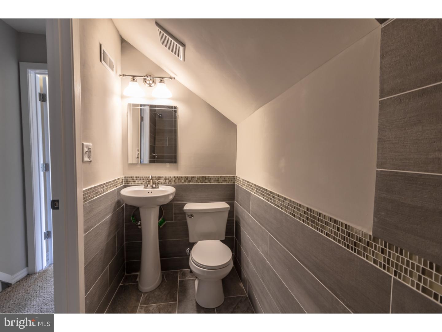 6125 Nassau Road Philadelphia, PA 19151 - Photo 12 of 21 Gallery Image 12