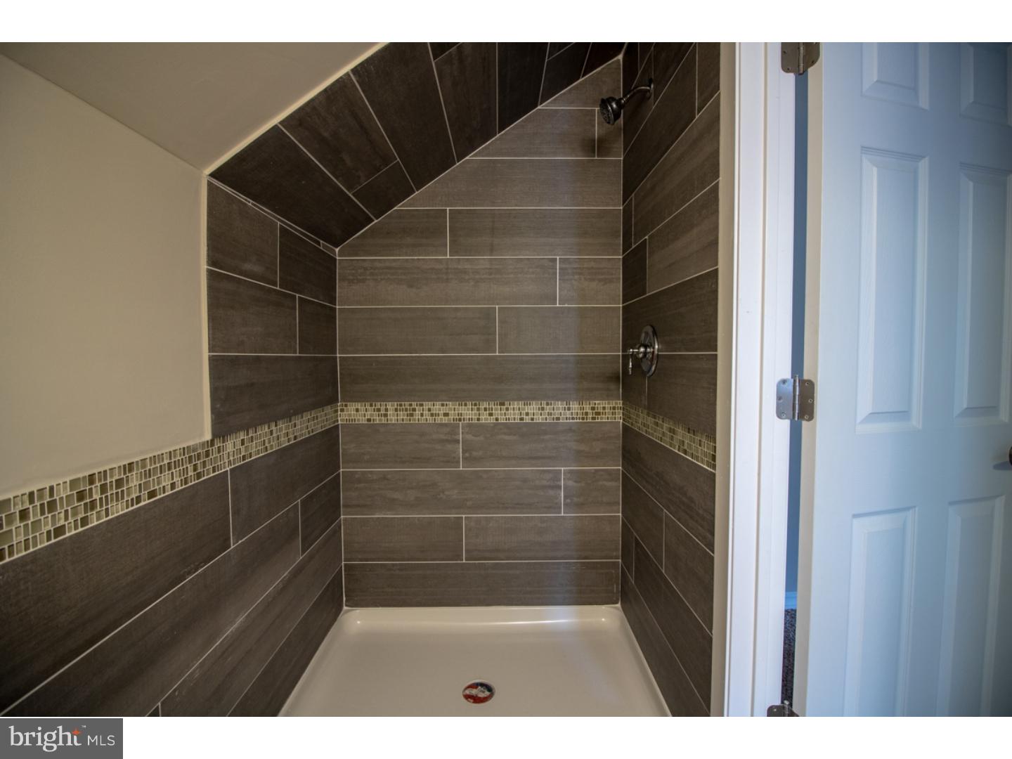 6125 Nassau Road Philadelphia, PA 19151 - Photo 13 of 21 Gallery Image 13