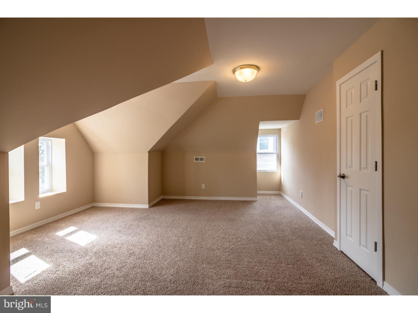 6125 Nassau Road Philadelphia, PA 19151 - Photo 17 of 21 Gallery Image 17