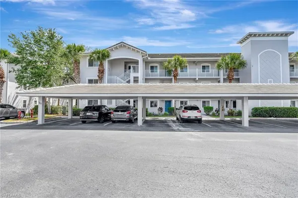 $2,125 | 7811 Regal Heron Circle, Unit 4102, Naples, FL 34104