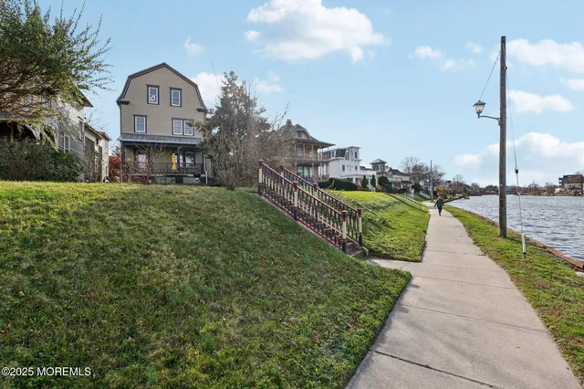 $1,100,000 | 60 Lake Avenue, Ocean Grove, NJ 07756
